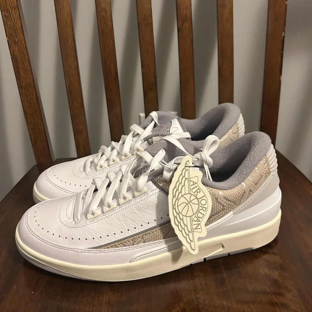 Air Jordan 2 Retro Low Python White Cement Gray Sand Drift DV9956-100 Mens Sz 10
